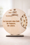 Ewiger Kalender aus Holz